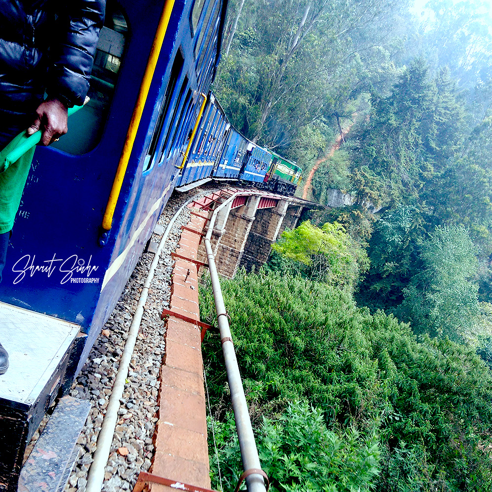 Ooty Toy train on a curved bridge
